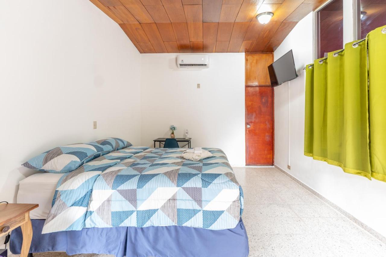 Volcano Hostal Y Restaurante San Salvador Ngoại thất bức ảnh