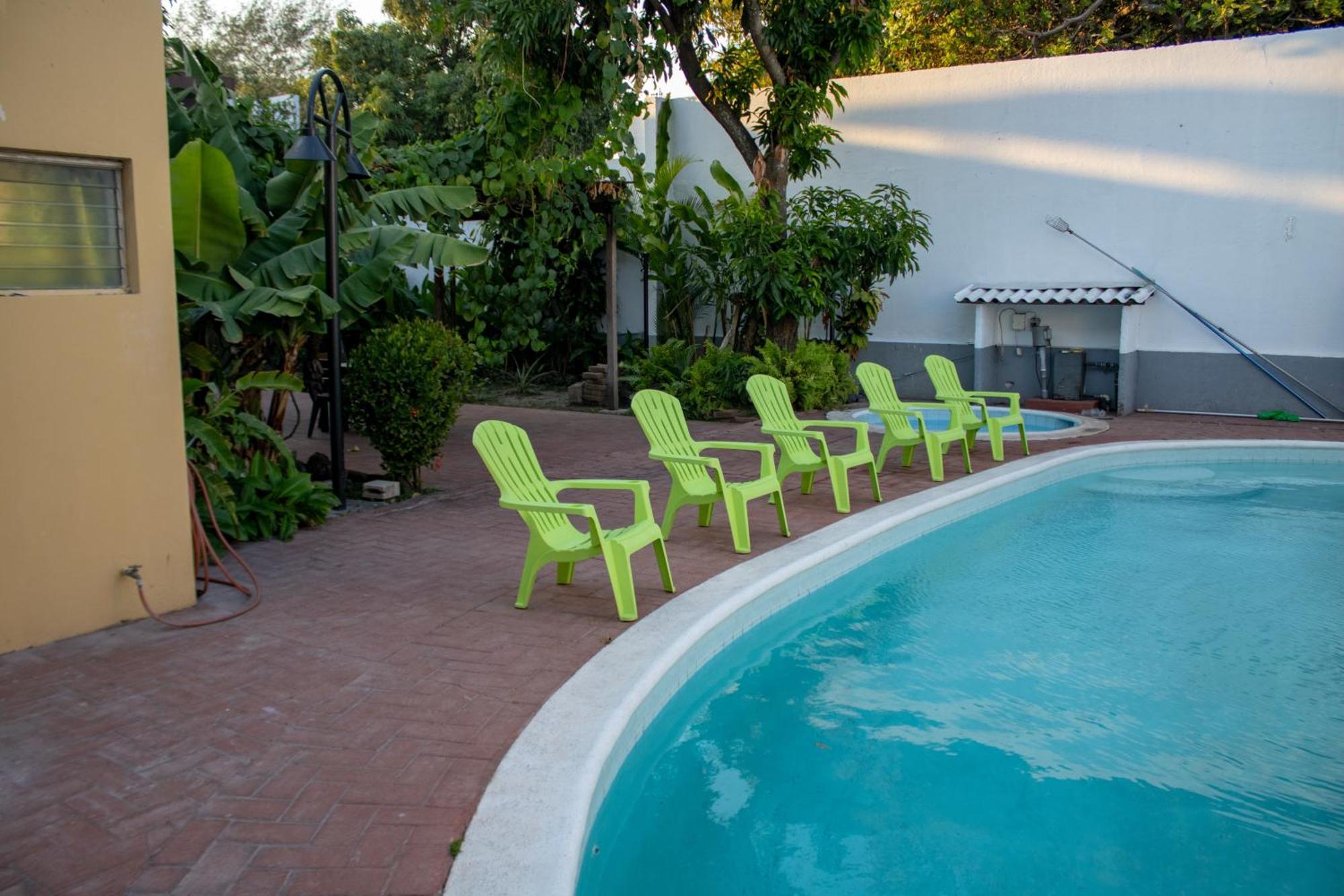 Volcano Hostal Y Restaurante San Salvador Ngoại thất bức ảnh